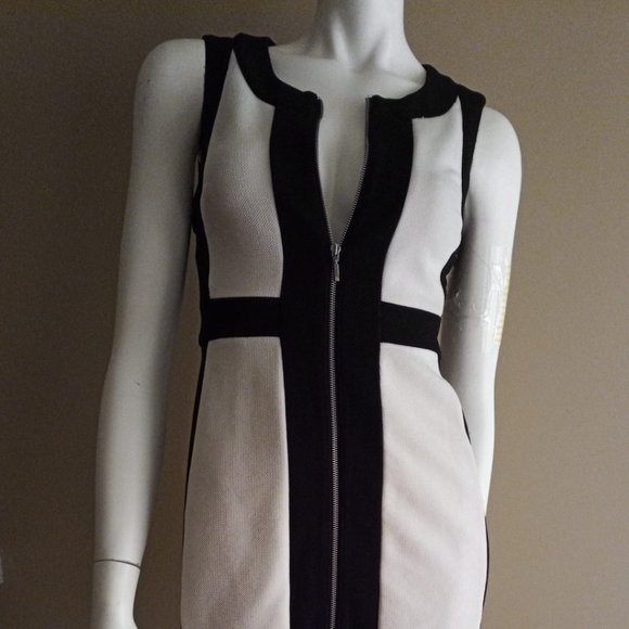 Dress - Picture 1 of 2